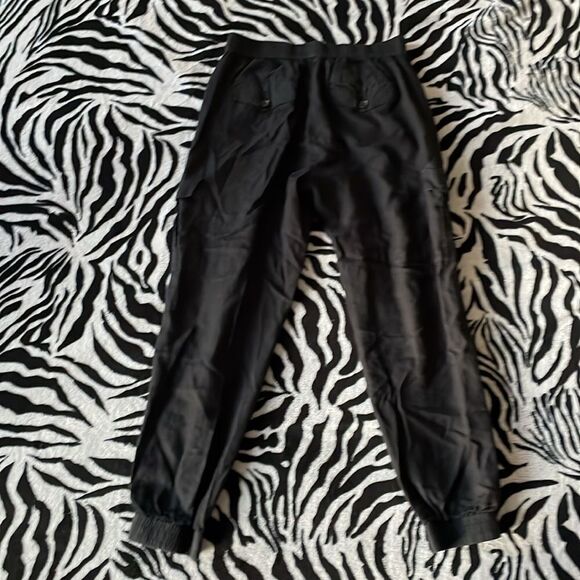 BCBGMaxAzaria loose light Cain black cargo jogger cuffed pants trousers - Picture 9 of 16